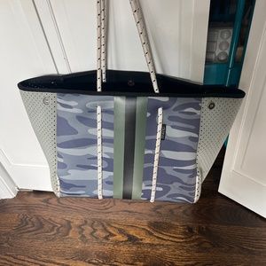 Pink tag neoprene tote